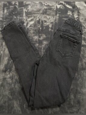 Slim Black Jeans - Classic Straight Fit